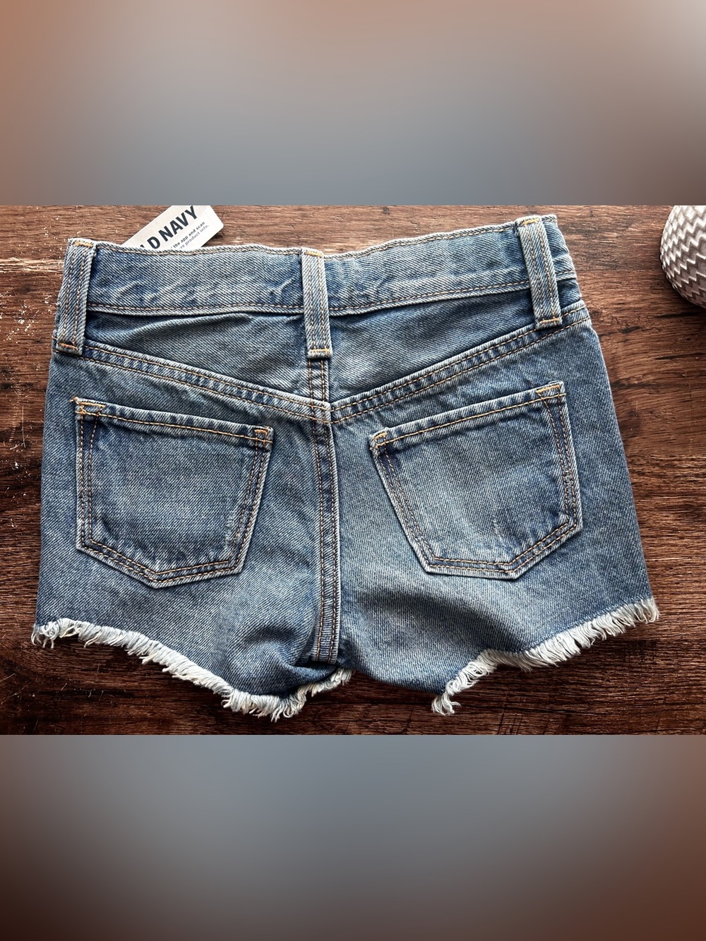 Old Navy | Kids Shorts - Picture 2 of 4